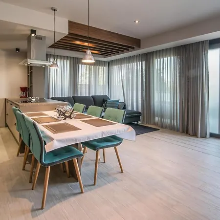 Beautiful In Krk W/ Outdoor Swimming Pool And 2 Bedrooms