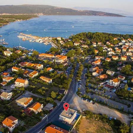 Appartamento Beautiful In Krk W/ Outdoor Swimming Pool And 2 Bedrooms