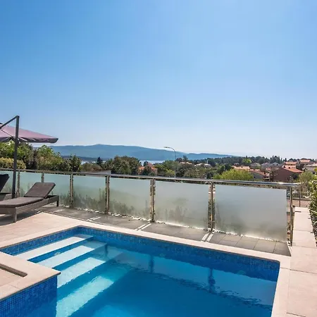 Appartamento Beautiful In Krk W/ Outdoor Swimming Pool And 2 Bedrooms